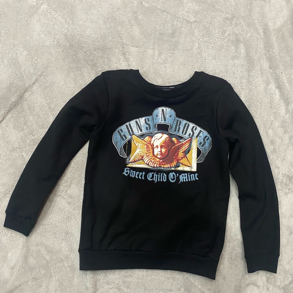 NWOT Guns n Roses Boys Band Boys Black Sweatshirt Size 7